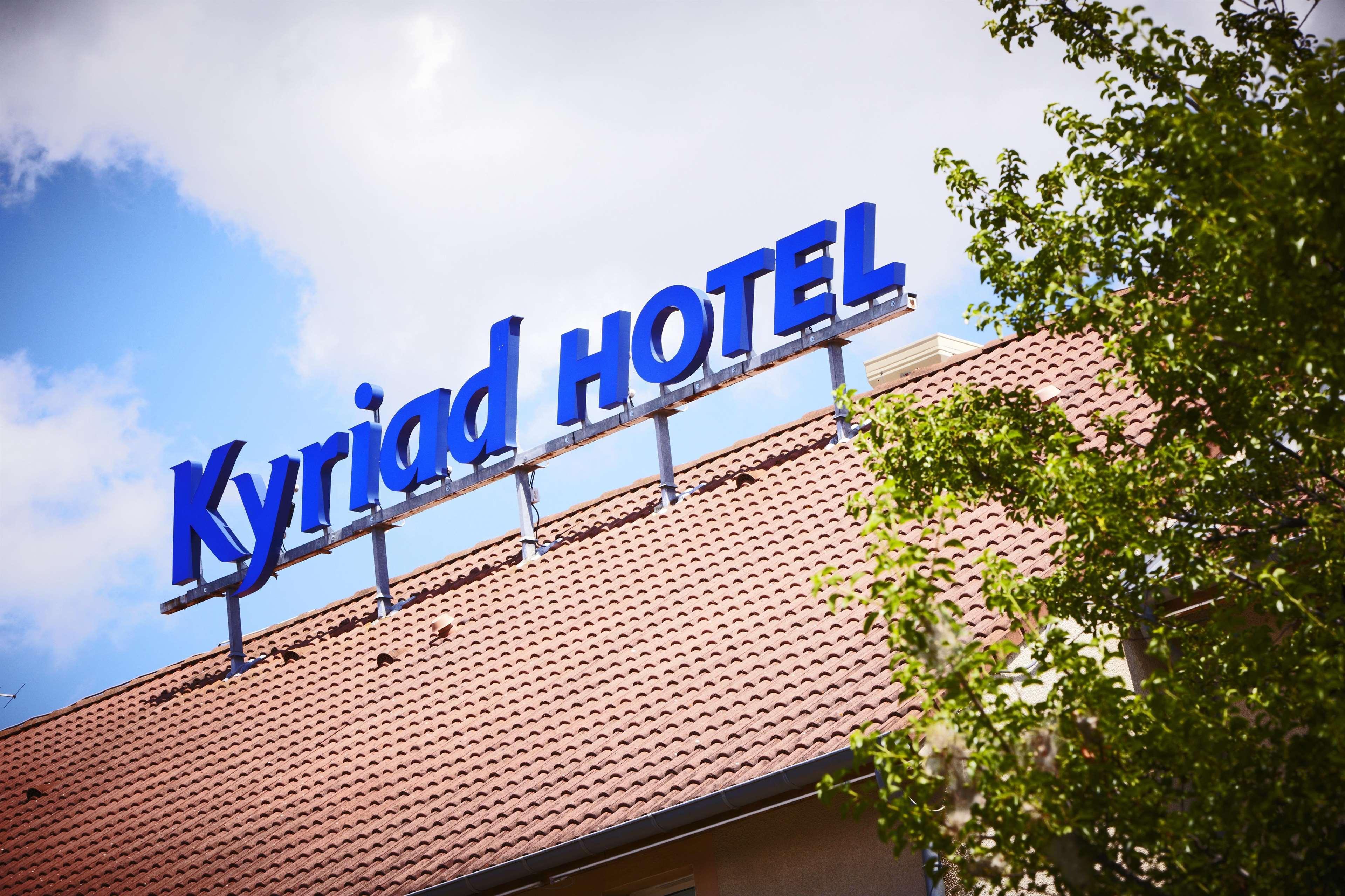 Kyriad Lyon Est - Saint Bonnet De Mure Dış mekan fotoğraf