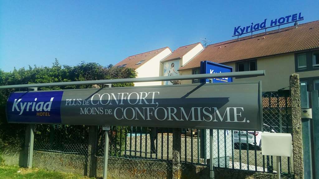 Kyriad Lyon Est - Saint Bonnet De Mure Dış mekan fotoğraf